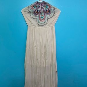 Maxi embroidered Halter Dress